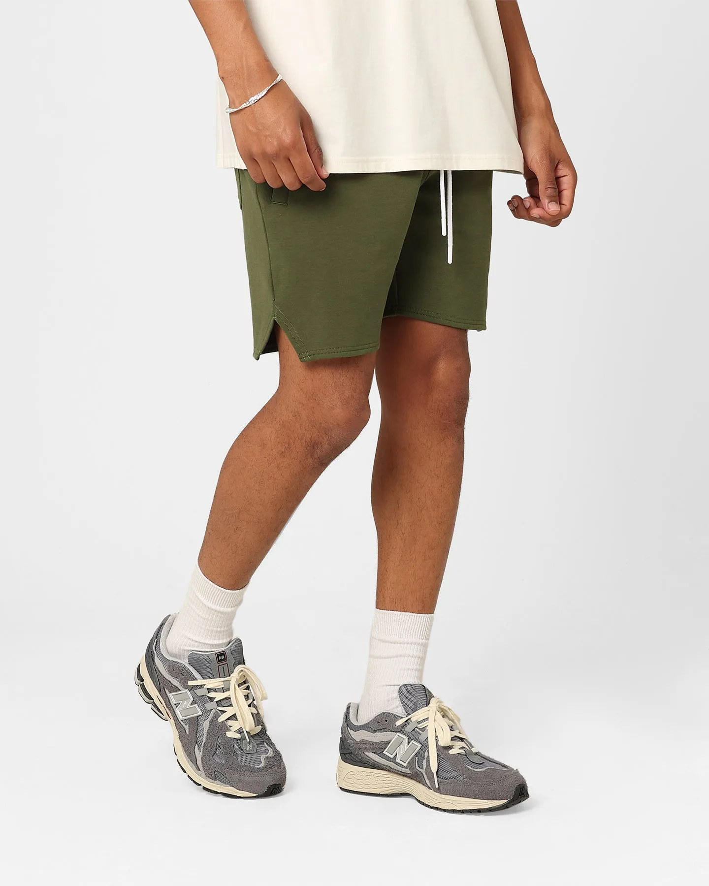 Carre Capital C Motion Shorts Army Green