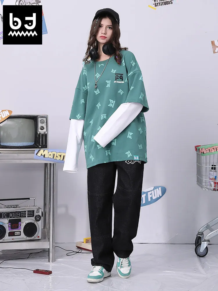 Fake two pieces of cotton sweatshirt with different materials and colors full of graffiti drop sleeves