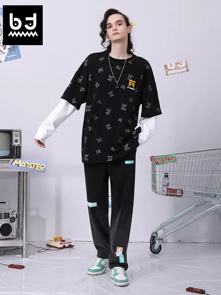 Fake two pieces of cotton sweatshirt with different materials and colors full of graffiti drop sleeves