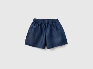 Shorts in lightweight denim